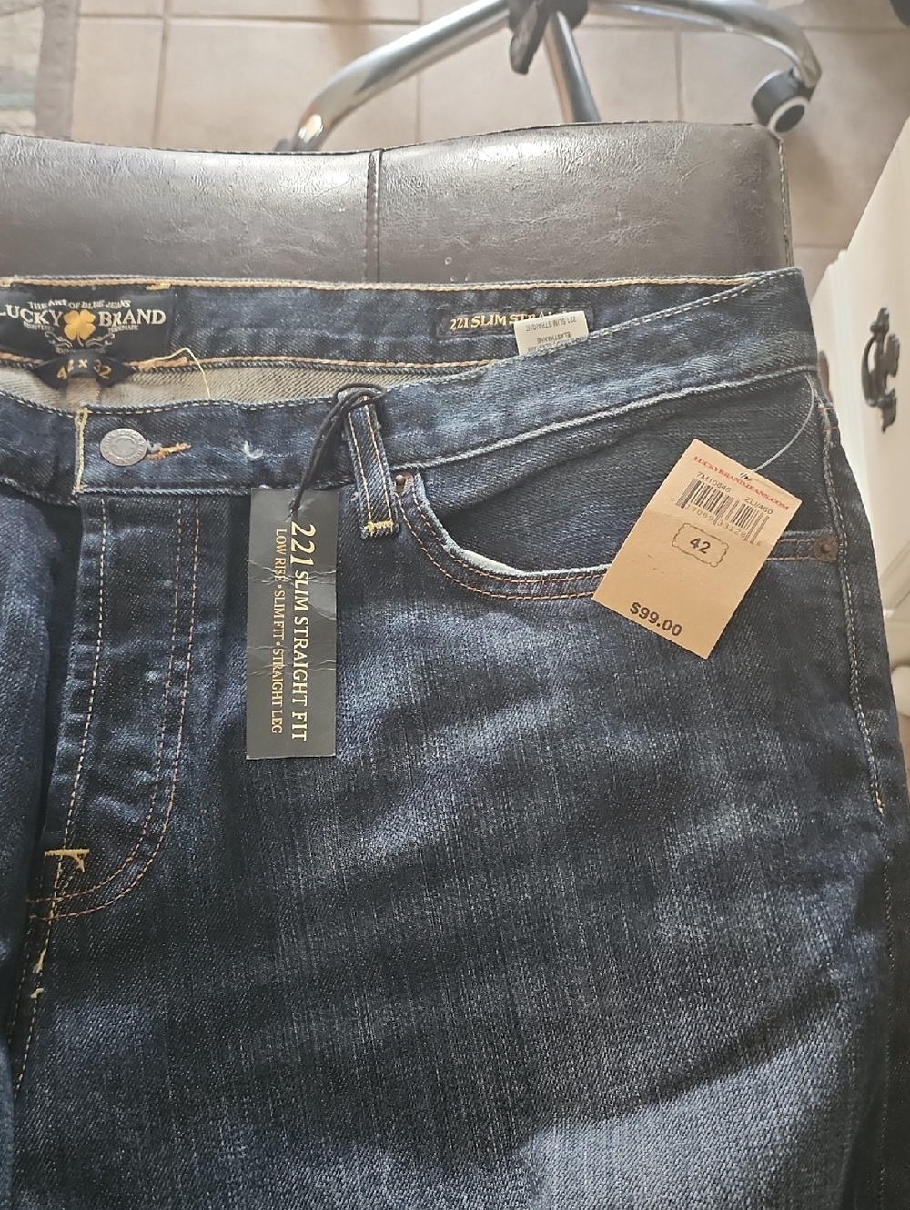 Lucky Brand Men’s Straight Leg Jeans - Dark Blue Indigo